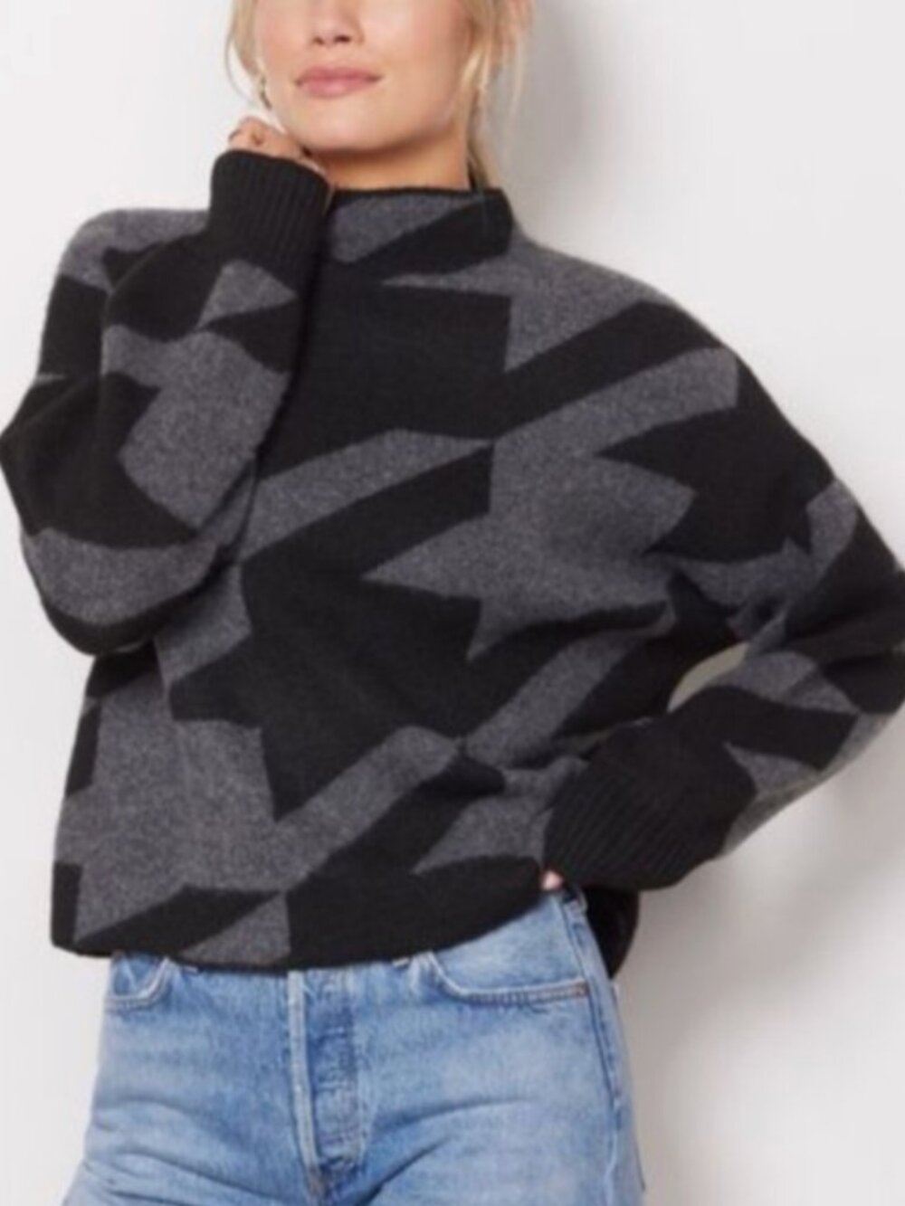 EVEREVE Brielle Large Houndstooth Pullover Mock Neck Sweater Medium Soft Comfy
